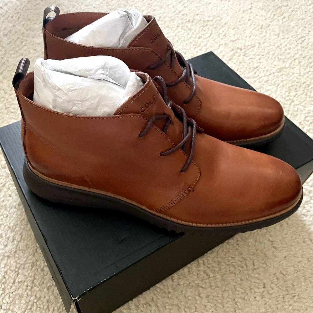 Cole Haan: 2 Zerogrand Chukka